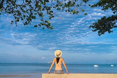 「黑暗嘉年华」及人气角色正式上线！首月玩家排行榜上的擂主会是谁呢？